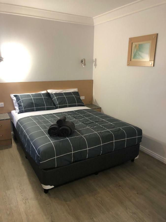 Latitude20 Cattrall Park Motel Каррата Екстер'єр фото
